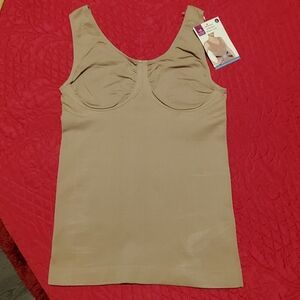 Bobbie Brooks Stretch Seamless Wirless Shaper Cami Nude SIZE L Comfort Support